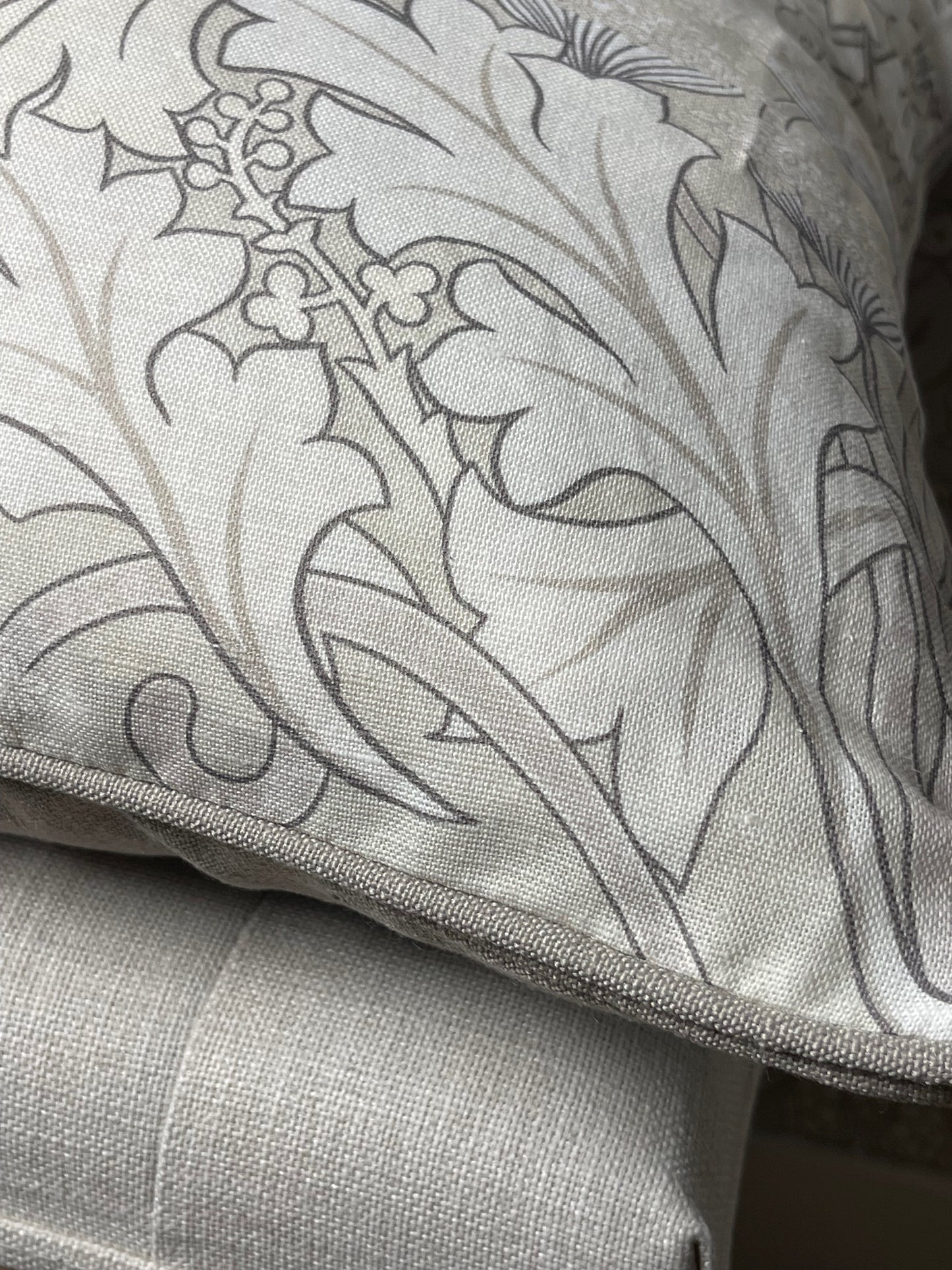 Donegal Cushion - Chalk & Ecru